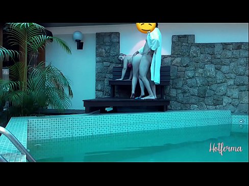 ❤️ Boss invita a cameriera à a piscina, ma ùn pudia resiste à un caldu ️❌ Pornu di qualità à co.myinvest.top